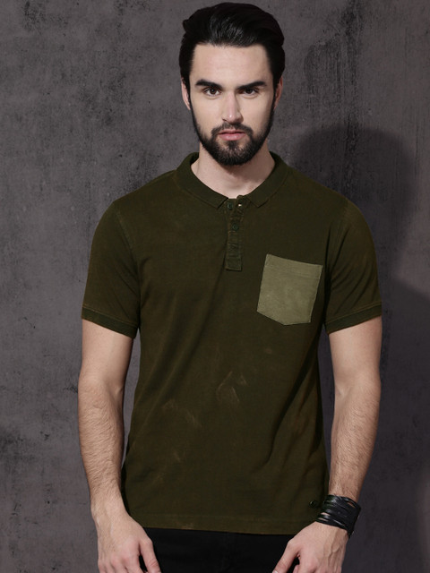 

Roadster Men Olive Green Solid Polo Collar T-shirt