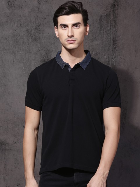 

Roadster Men Black Solid Polo Collar T-shirt