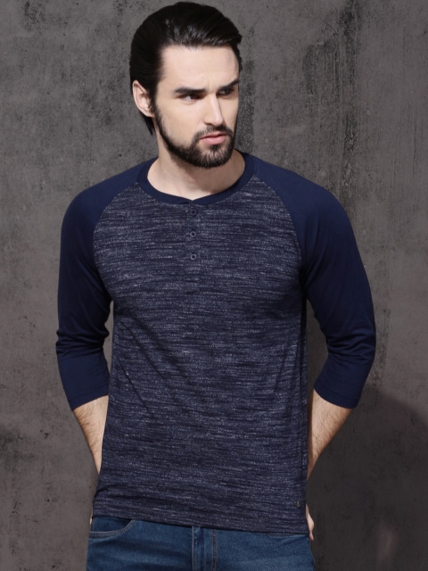 

Roadster Men Navy Solid Henley T-shirt, Navy blue