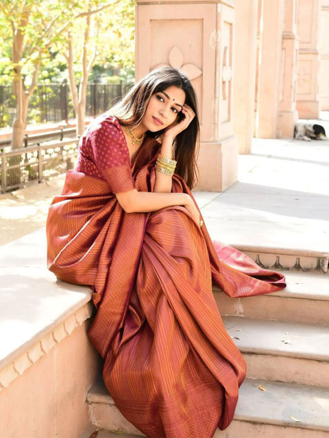 

Zabukee Copper-Toned Woven Design Zari Pure Silk Banarasi Saree