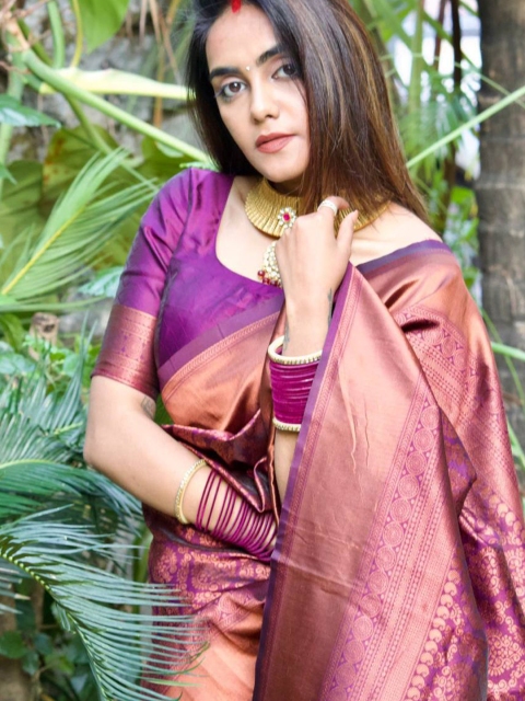 

Zabukee Purple & Gold-Toned Woven Design Zari Pure Silk Banarasi Saree