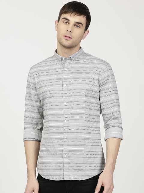

ether Men Grey Striped Slim Fit Casual Shirt