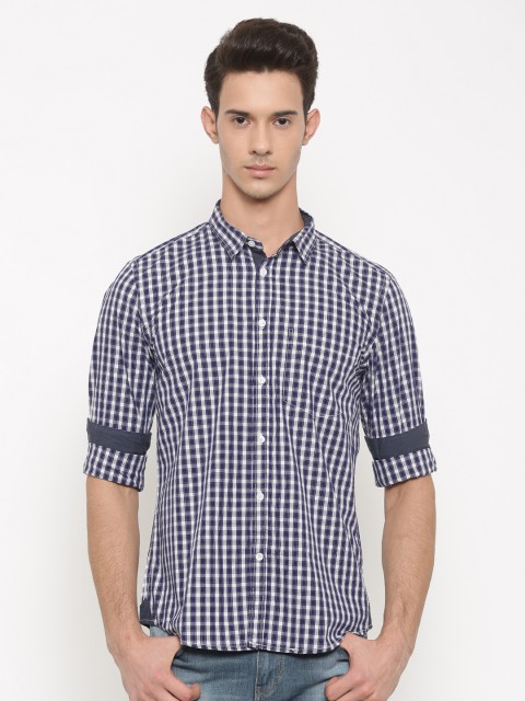 

Urban Nomad Men Blue & White Slim Fit Checked Casual Shirt