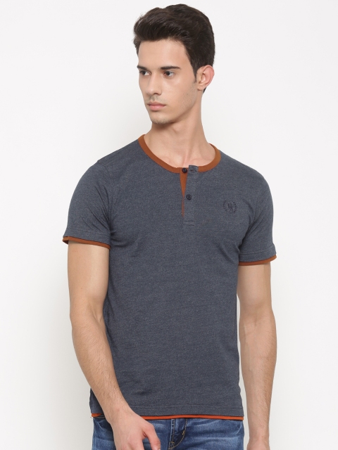 

Urban Nomad Men Navy Blue Solid Henley Neck T-shirt