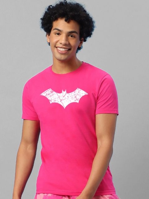 

Bewakoof Men Pink Batman Printed T-shirt