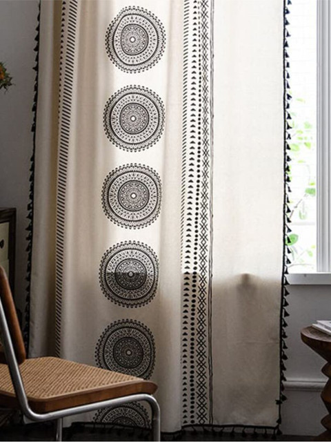 

URBAN SPACE Door Curtain, Black