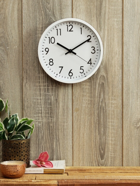 

House Of Accessories White & Black Printed Contemporary Wall Clock