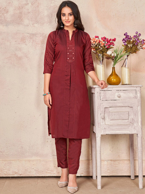 

SHOPGARB Women Maroon Embroidered Thread Work Kurta with Pyjamas