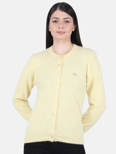 

Monte Carlo Women Plus Size Yellow Solid Cardigan