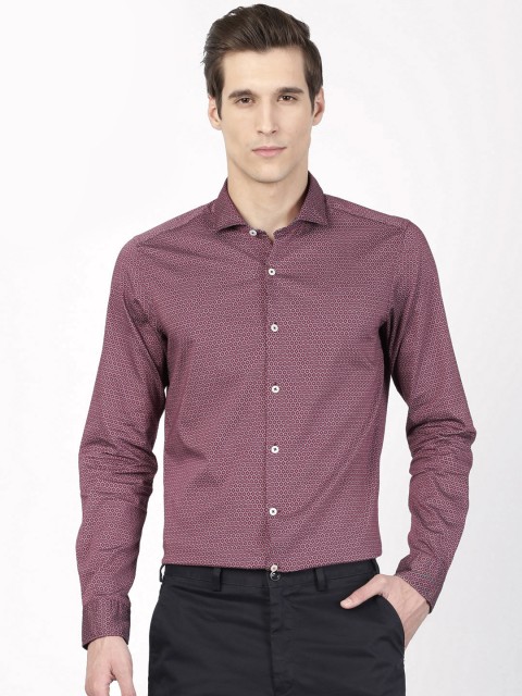 

SIMON CARTER LONDON Men Deep Red Modern Slim Geometric Print Formal Shirt