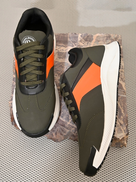 

Roadster Men Colourblocked Sneakers, Olive