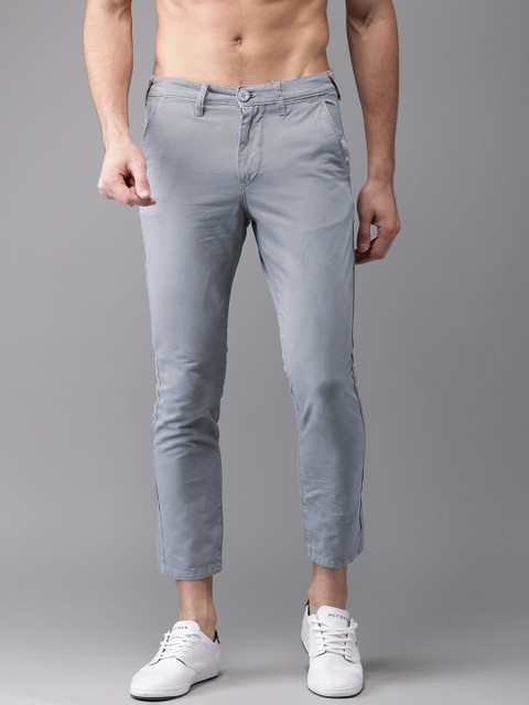 

HERE&NOW Men Grey Slim Fit Solid Cropped Trousers