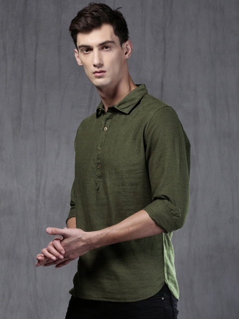 

WROGN Men Olive Green Relaxed and Smart Fit Solid Casual Shirt