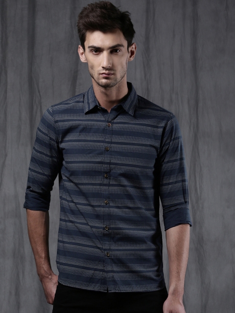 

WROGN Men Navy Blue Trim Fit Printed Casual Shirt