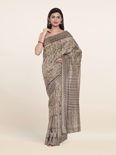 

Pothys Grey & White Geometric printed Saree