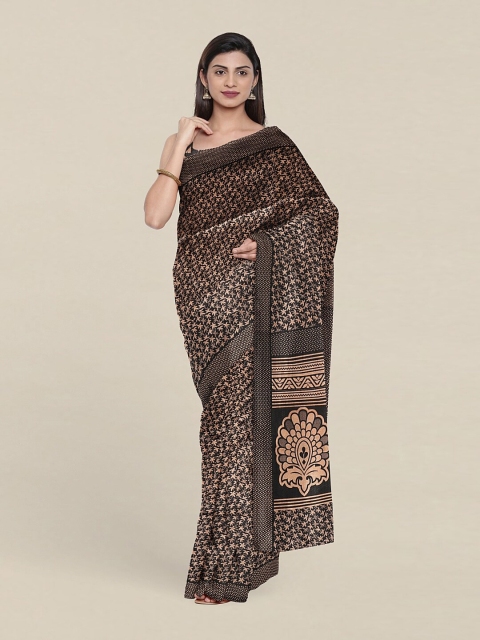 

Pothys Black & Peach-Coloured Floral Printed Saree