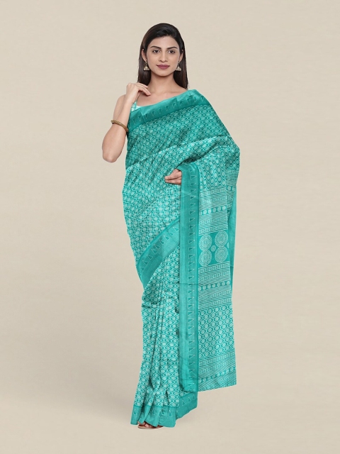 

Pothys Green & White Floral Printed Cotton Blend Saree