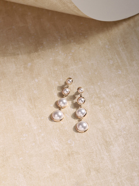 

RITU SINGH White Contemporary Drop Earrings