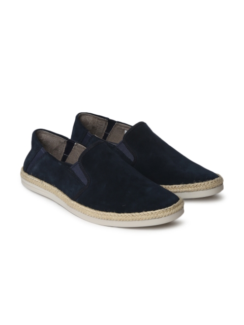 

Clarks Men Navy Slip-On Sneakers, Navy blue