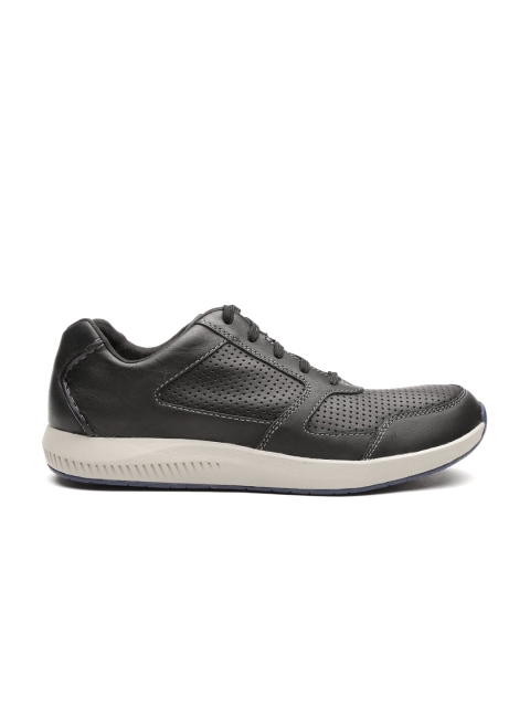 

Clarks Men Black Perforated Leather Sneakers