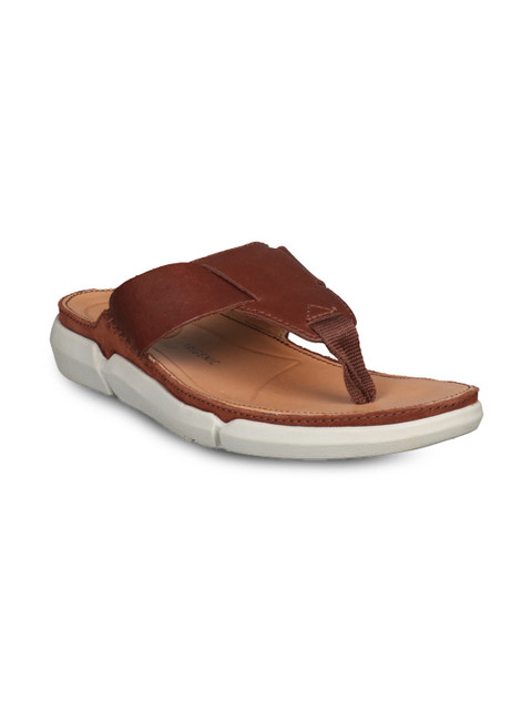 

Clarks Men Brown Solid Slip-On