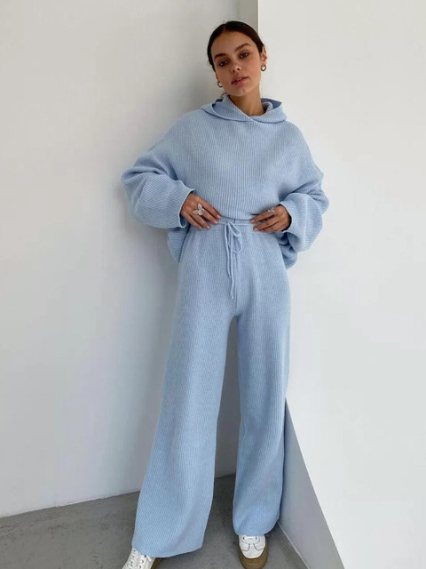 

La Aimee Women Blue Sweatshirt with Trousers
