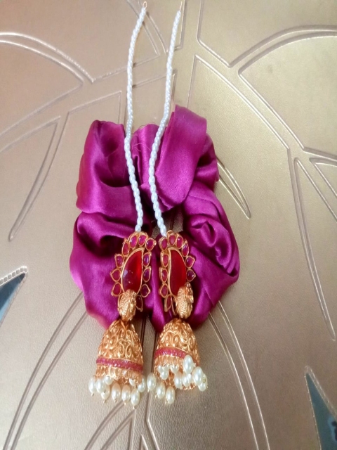 

Runjhun Gold-Toned Contemporary Jhumkas Earrings