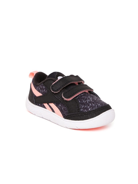

Reebok Classic Kids Black Ventureflex Chase II Sneakers