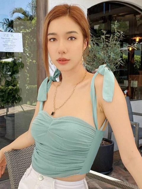 

La Aimee Women Solid Shoulder Strap Tank Crop Top, Green