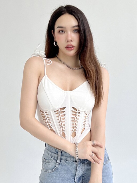 

La Aimee White Styled Back Crop Top