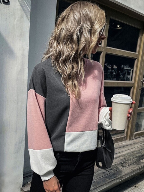 

La Aimee Grey Extended Sleeves Styled Back Top