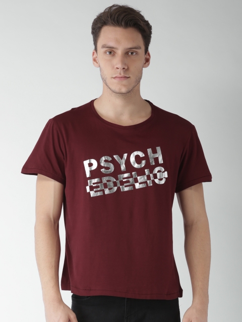 

Mast & Harbour Men Maroon Printed Round Neck T-shirt