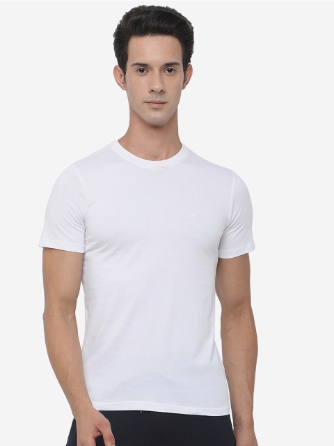 

JADE BLUE Men White Raw Edge Slim Fit T-shirt