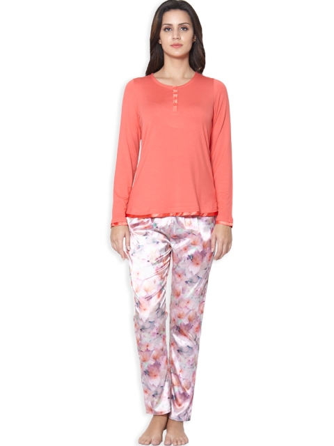 

Sweet Dreams Women Orange & Peach-Coloured Printed Night suit