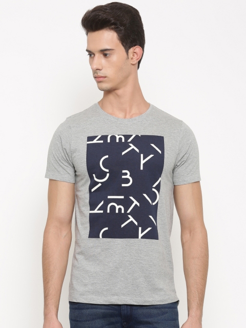 

Slub Men Grey Printed Round Neck Pure Cotton T-shirt