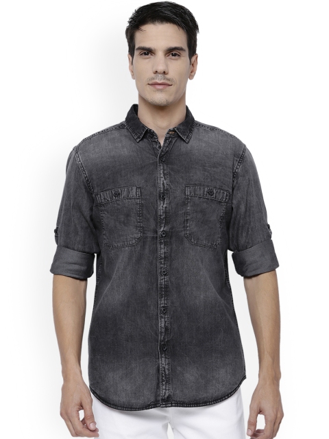 

LOCOMOTIVE Men Charcoal Grey Slim Fit Faded Denim Shirt