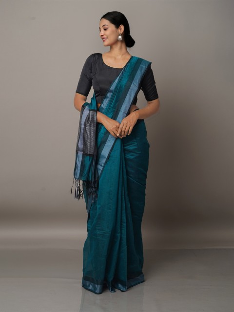 

Unnati Silks Green & Silver-Toned Zari Silk Cotton Chanderi Saree