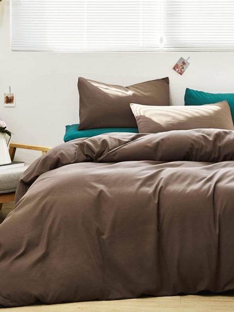 

Sleeping Owls- because your sleep matters Brown Solid Cotton Single Bedding Set