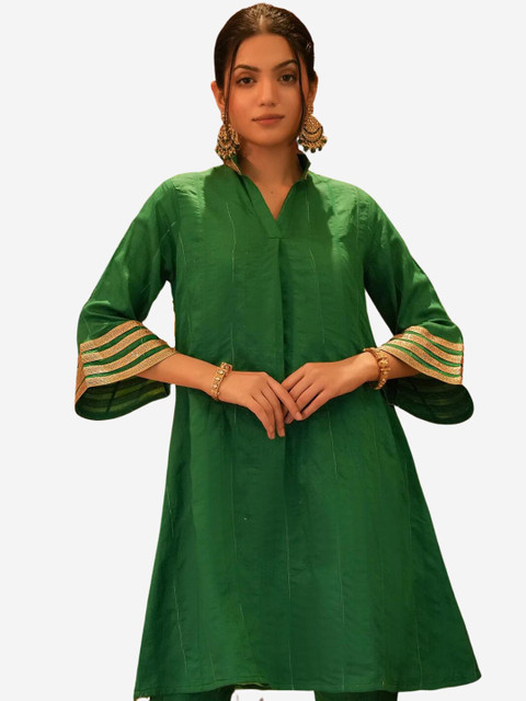 

Alaya By Stage3 Women Green & Gold-Toned Kurta