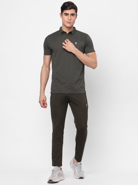 

MOZAFIA Men Olive Green & Grey T-shirt With Trousers