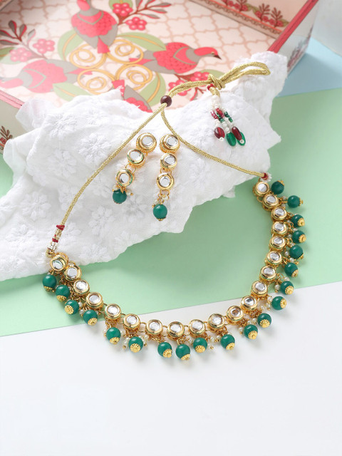

MAD CLUB Gold-Plated Green Kundan Studded & Pearl Beaded Jewellery Set