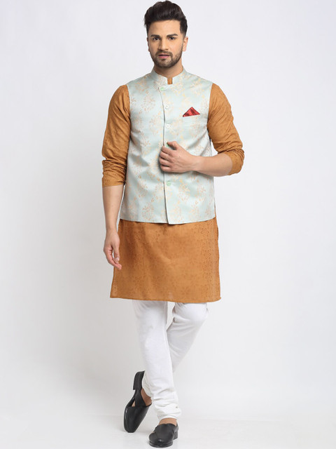 

NEUDIS Men Brown Kurta with Churidar with Jacket