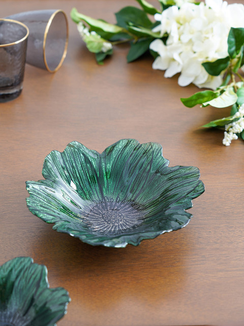 

Pure Home and Living Set of 2 Green & Black Floral Textured Glass Matte Bowls