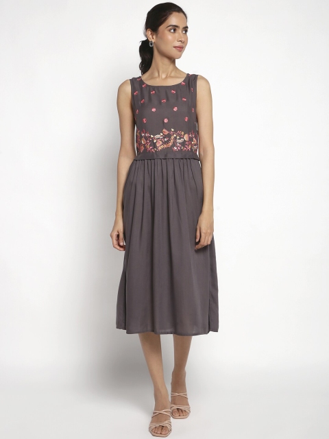 

AURELIA Grey Floral Chiffon Ethnic Midi Dress