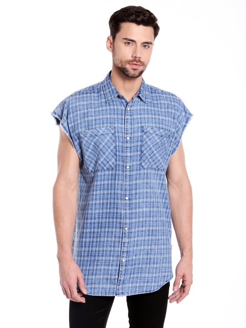 

Jack & Jones Men Blue & White Regular Fit Checked Chambray Casual Shirt