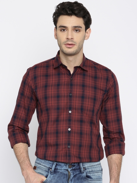 

Mast & Harbour Men Rust & Navy Blue Checked Casual Shirt