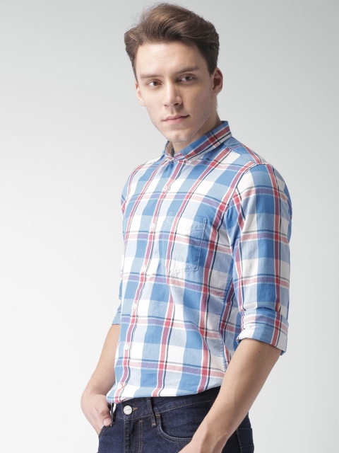 

Mast & Harbour Men Blue & White Regular Fit Checked Casual Shirt