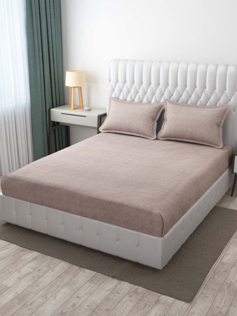 

Slushy Mushy Beige 300 TC King Bedsheet with 2 Pillow Covers