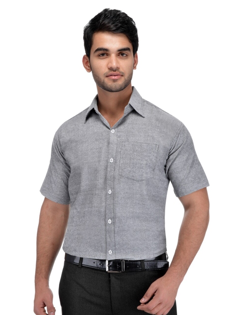 

RIAG Men Grey Solid Formal Shirt