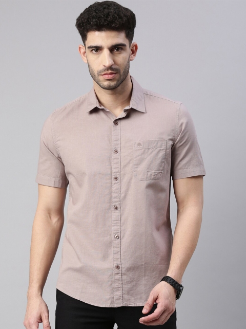 

Chennis Men Brown Solid Slim Fit Casual Shirt